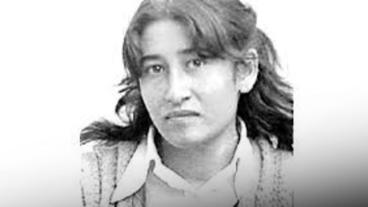 Ayten Öztürk Kimdir?