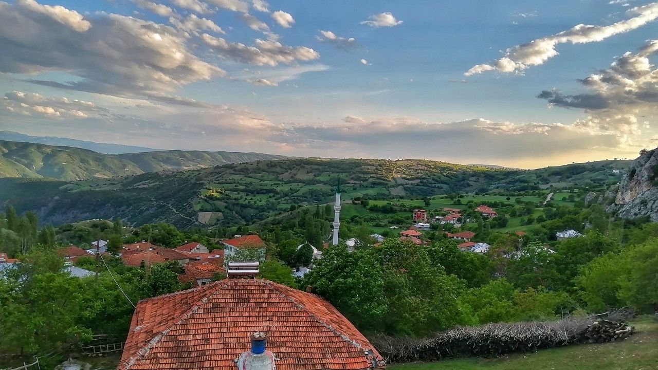 Turhal Nerede? Nerenin İlçesi?